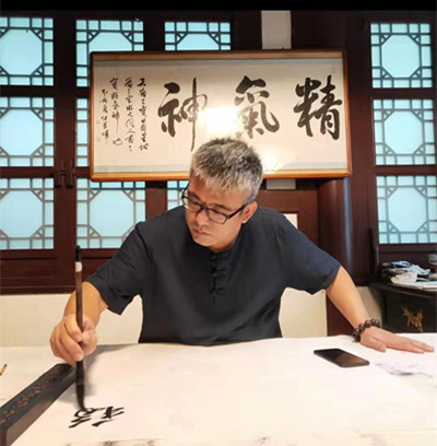 画家书法家张军辉个人艺术简介,张军辉画家简介,张军辉作品价格,张军辉个人简介,张军辉艺术作品,书法家张军辉简介,画家张军辉简介