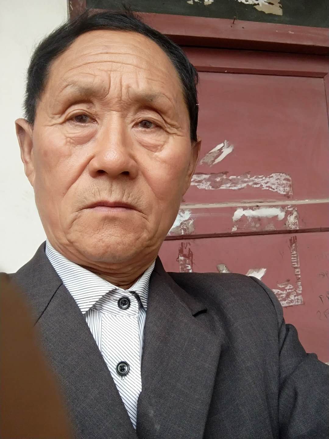 画家书法家韩兴华个人艺术简介,韩兴华画家简介,韩兴华作品价格,韩兴华个人简介,韩兴华艺术作品,书法家韩兴华简介,画家韩兴华简介
