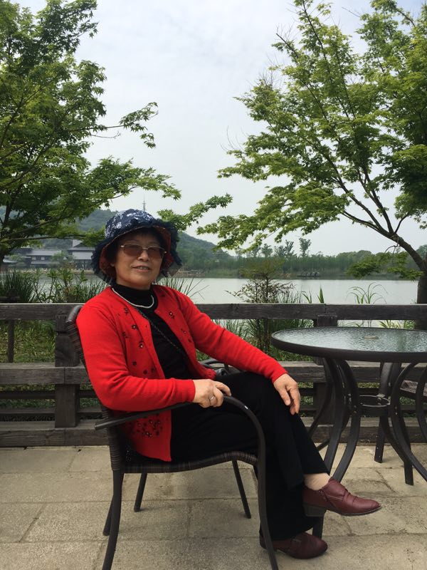 画家书法家李恒琴个人艺术简介,李恒琴画家简介,李恒琴作品价格,李恒琴个人简介,李恒琴艺术作品,书法家李恒琴简介,画家李恒琴简介