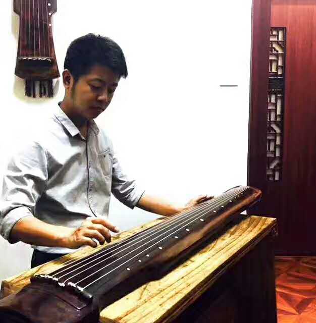 画家书法家何璞个人艺术简介,何璞画家简介,何璞作品价格,何璞个人简介,何璞艺术作品,书法家何璞简介,画家何璞简介