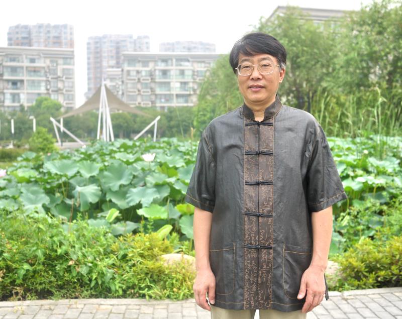 画家书法家周文生个人艺术简介,周文生画家简介,周文生作品价格,周文生个人简介,周文生艺术作品,书法家周文生简介,画家周文生简介