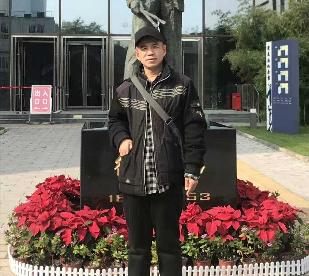 画家书法家子禄个人艺术简介,子禄画家简介,子禄作品价格,子禄个人简介,子禄艺术作品,书法家子禄简介,画家子禄简介