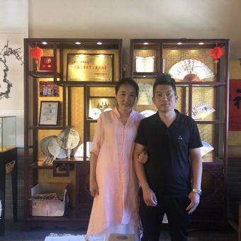画家书法家郭群(耀群)个人艺术简介,郭群(耀群)画家简介,郭群(耀群)作品价格,郭群(耀群)个人简介,郭群(耀群)艺术作品,书法家郭群(耀群)简介,画家郭群(耀群)简介