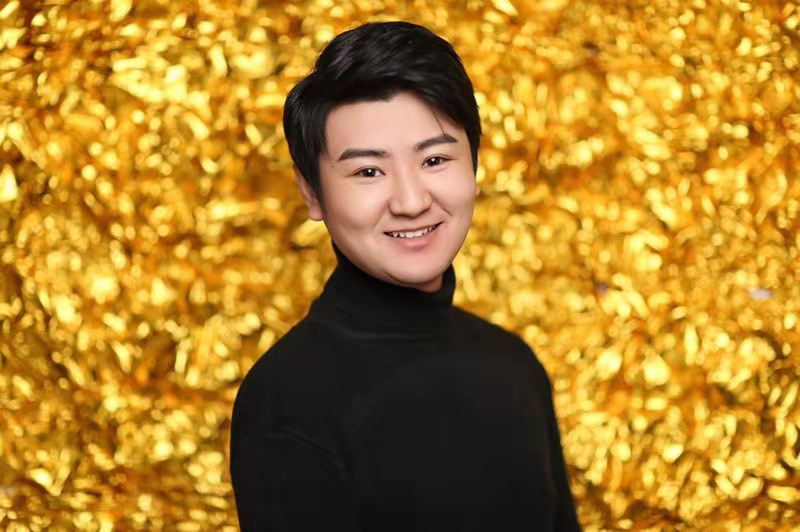 画家书法家陈泓宇个人艺术简介,陈泓宇画家简介,陈泓宇作品价格,陈泓宇个人简介,陈泓宇艺术作品,书法家陈泓宇简介,画家陈泓宇简介