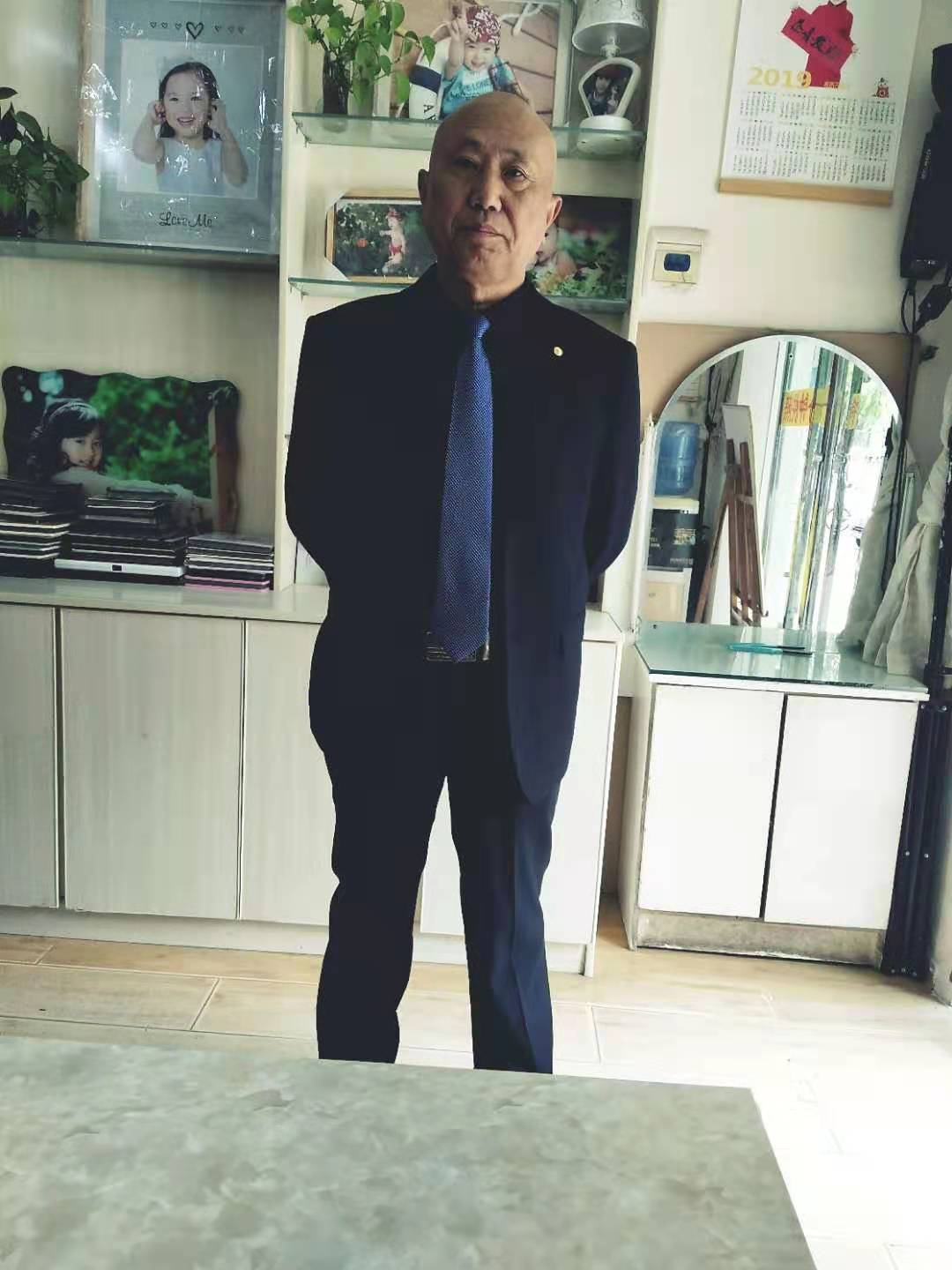画家书法家赵锋个人艺术简介,赵锋画家简介,赵锋作品价格,赵锋个人简介,赵锋艺术作品,书法家赵锋简介,画家赵锋简介