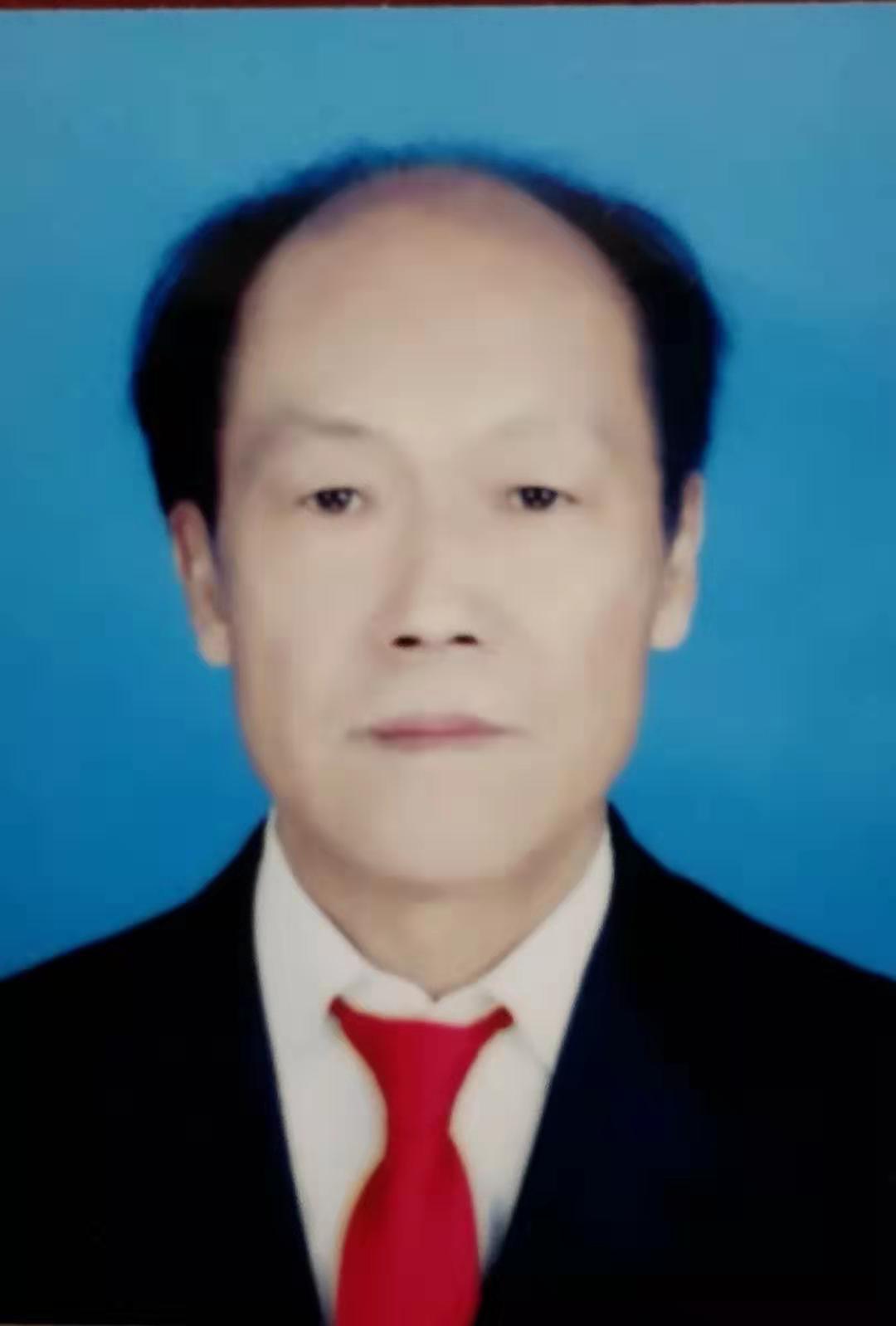 画家书法家陈书辉个人艺术简介,陈书辉画家简介,陈书辉作品价格,陈书辉个人简介,陈书辉艺术作品,书法家陈书辉简介,画家陈书辉简介