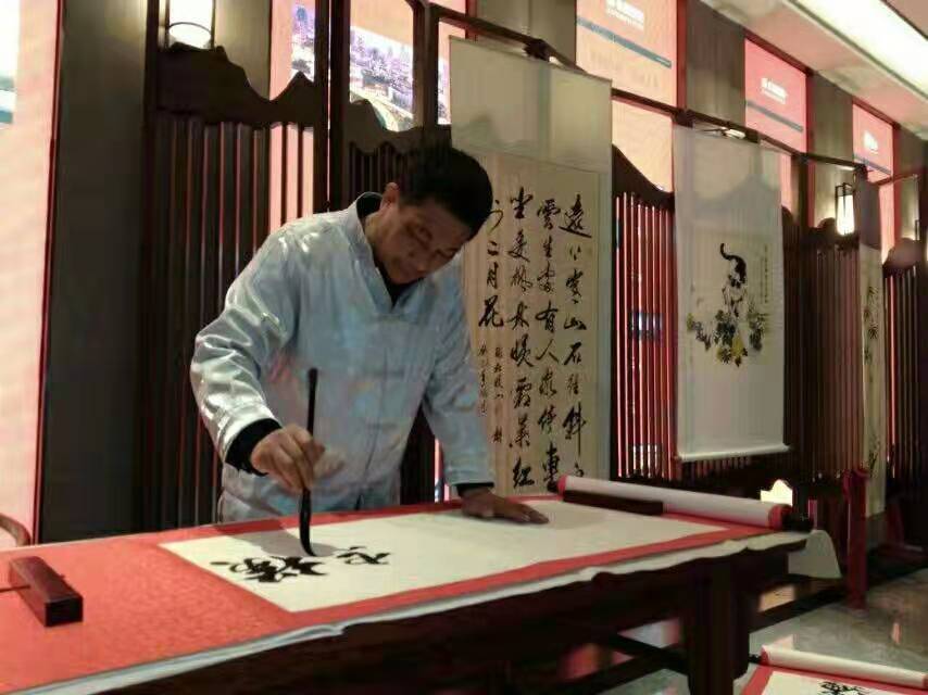画家书法家李纪群个人艺术简介,李纪群画家简介,李纪群作品价格,李纪群个人简介,李纪群艺术作品,书法家李纪群简介,画家李纪群简介
