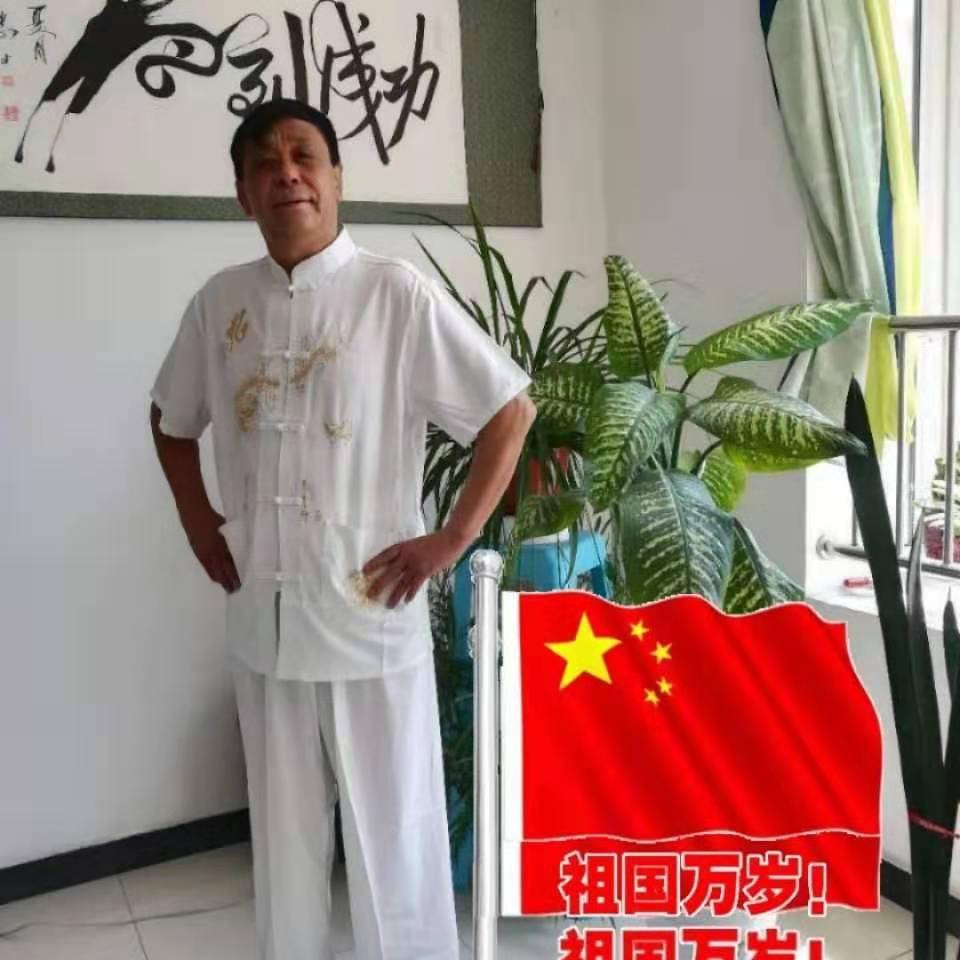 画家书法家石宝忠个人艺术简介,石宝忠画家简介,石宝忠作品价格,石宝忠个人简介,石宝忠艺术作品,书法家石宝忠简介,画家石宝忠简介