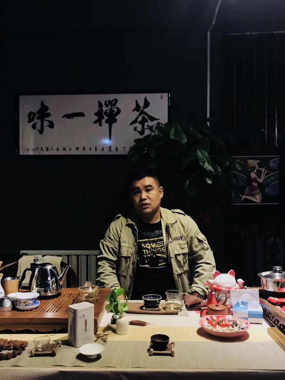 画家书法家张鹏个人艺术简介,张鹏画家简介,张鹏作品价格,张鹏个人简介,张鹏艺术作品,书法家张鹏简介,画家张鹏简介