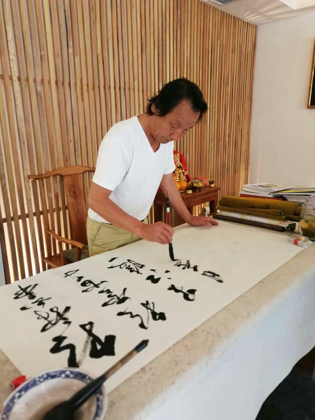画家书法家刘春林个人艺术简介,刘春林画家简介,刘春林作品价格,刘春林个人简介,刘春林艺术作品,书法家刘春林简介,画家刘春林简介