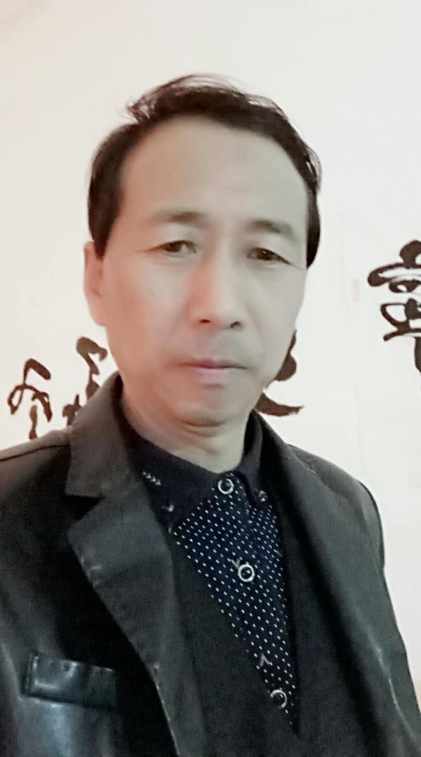 画家书法家邓红伟个人艺术简介,邓红伟画家简介,邓红伟作品价格,邓红伟个人简介,邓红伟艺术作品,书法家邓红伟简介,画家邓红伟简介