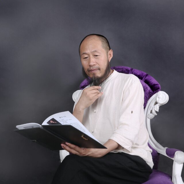 画家书法家豆文科个人艺术简介,豆文科画家简介,豆文科作品价格,豆文科个人简介,豆文科艺术作品,书法家豆文科简介,画家豆文科简介