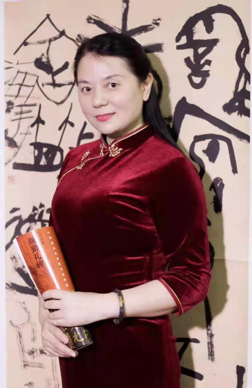 画家书法家刘圣莉个人艺术简介,刘圣莉画家简介,刘圣莉作品价格,刘圣莉个人简介,刘圣莉艺术作品,书法家刘圣莉简介,画家刘圣莉简介