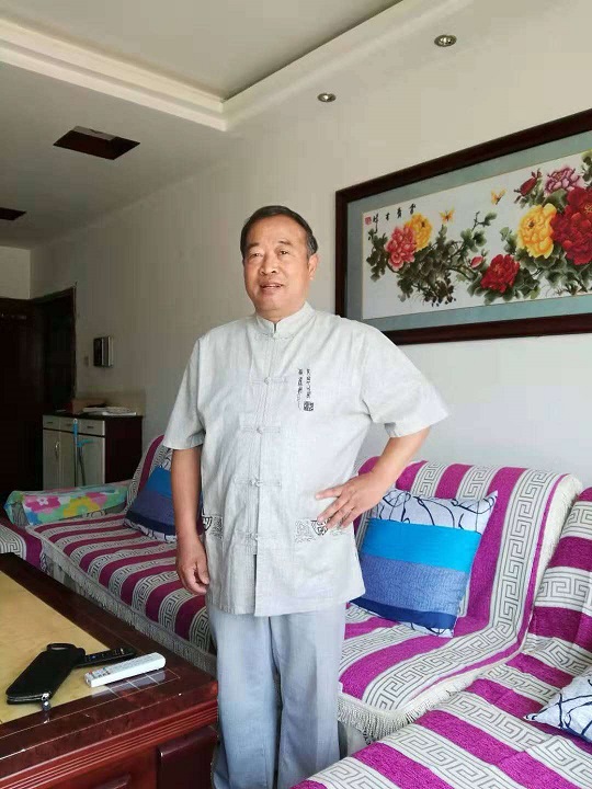 画家书法家董永西个人艺术简介,董永西画家简介,董永西作品价格,董永西个人简介,董永西艺术作品,书法家董永西简介,画家董永西简介