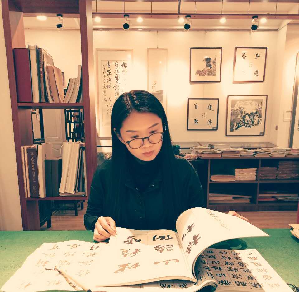 画家书法家于清波个人艺术简介,于清波画家简介,于清波作品价格,于清波个人简介,于清波艺术作品,书法家于清波简介,画家于清波简介