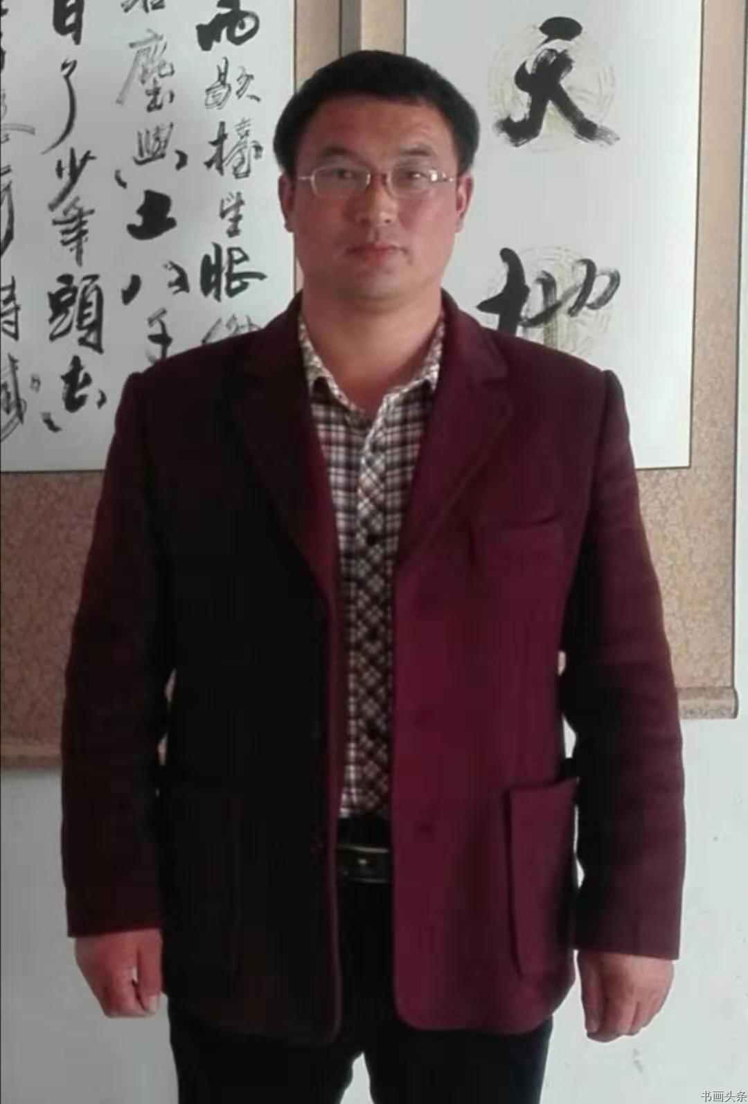 画家书法家卢全军个人艺术简介,卢全军画家简介,卢全军作品价格,卢全军个人简介,卢全军艺术作品,书法家卢全军简介,画家卢全军简介