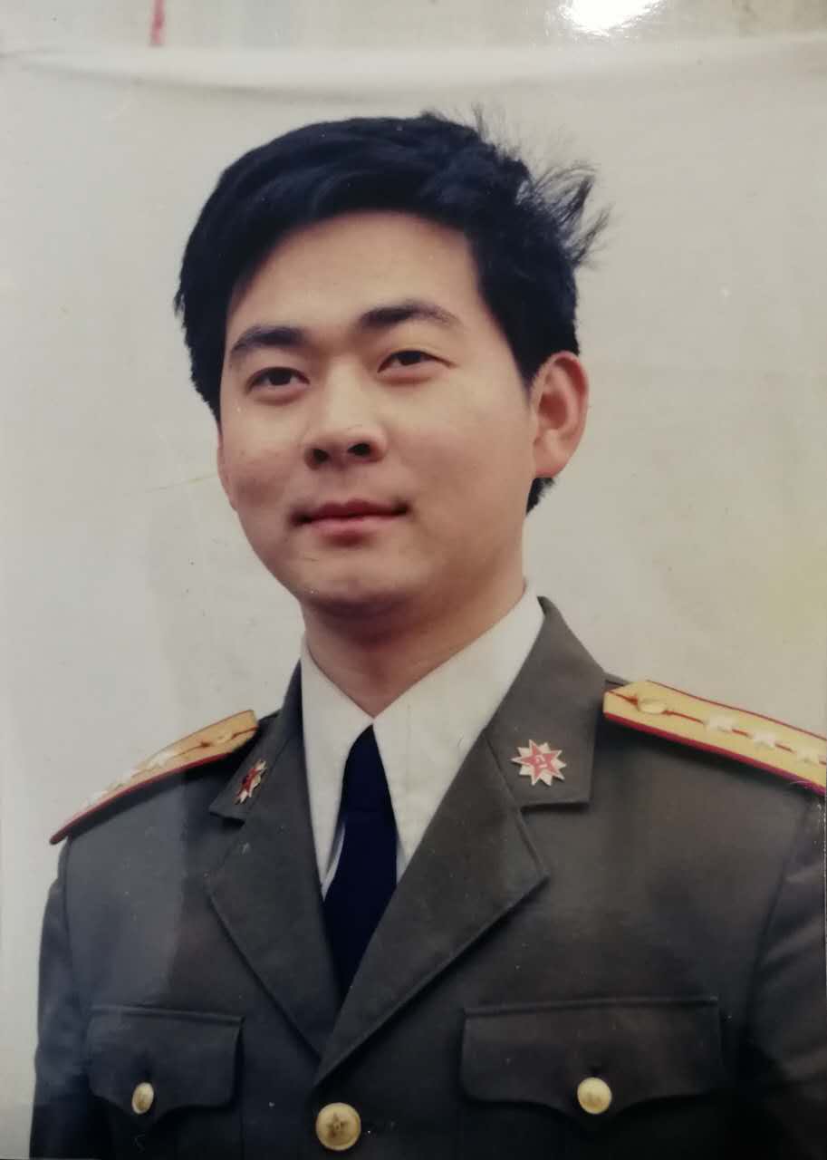 画家书法家黄新露个人艺术简介,黄新露画家简介,黄新露作品价格,黄新露个人简介,黄新露艺术作品,书法家黄新露简介,画家黄新露简介
