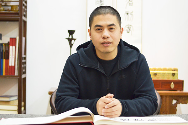 画家书法家张家汶个人艺术简介,张家汶画家简介,张家汶作品价格,张家汶个人简介,张家汶艺术作品,书法家张家汶简介,画家张家汶简介