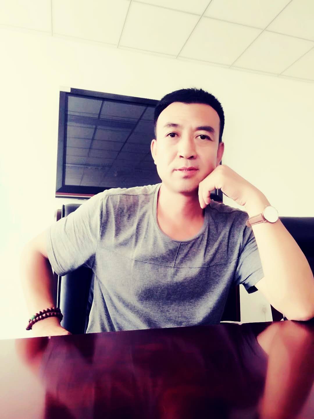 画家书法家李乐虎个人艺术简介,李乐虎画家简介,李乐虎作品价格,李乐虎个人简介,李乐虎艺术作品,书法家李乐虎简介,画家李乐虎简介