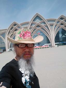 画家书法家娄渊波个人艺术简介,娄渊波画家简介,娄渊波作品价格,娄渊波个人简介,娄渊波艺术作品,书法家娄渊波简介,画家娄渊波简介
