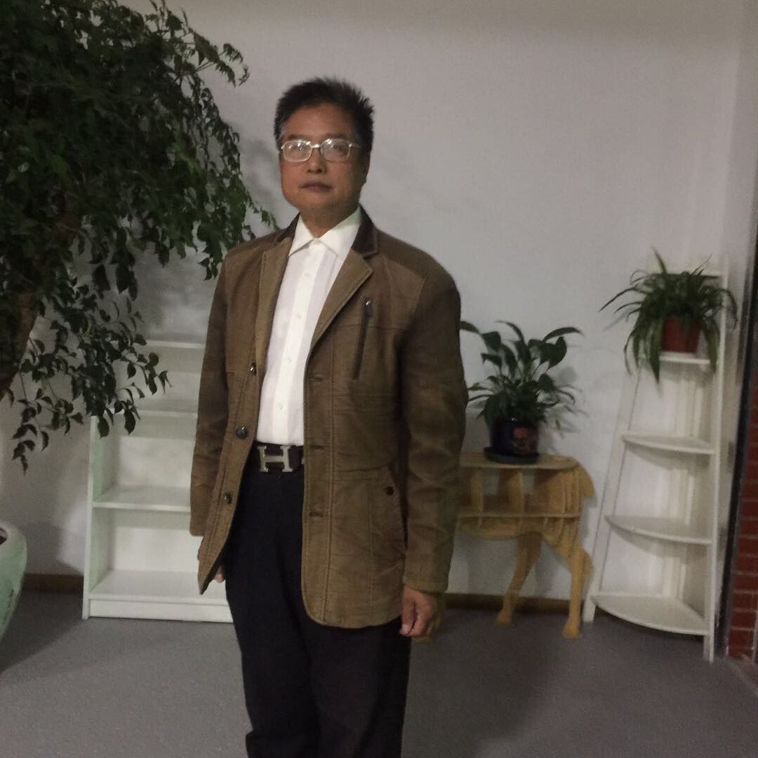 画家书法家周荣鑫个人艺术简介,周荣鑫画家简介,周荣鑫作品价格,周荣鑫个人简介,周荣鑫艺术作品,书法家周荣鑫简介,画家周荣鑫简介