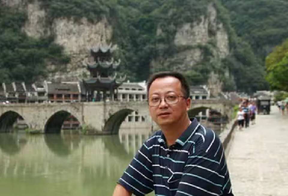 画家书法家肖敦安个人艺术简介,肖敦安画家简介,肖敦安作品价格,肖敦安个人简介,肖敦安艺术作品,书法家肖敦安简介,画家肖敦安简介