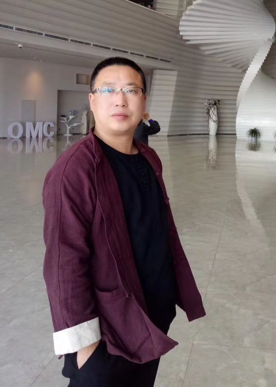 画家书法家鹿成君个人艺术简介,鹿成君画家简介,鹿成君作品价格,鹿成君个人简介,鹿成君艺术作品,书法家鹿成君简介,画家鹿成君简介
