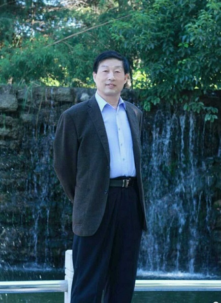 画家书法家杨振广个人艺术简介,杨振广画家简介,杨振广作品价格,杨振广个人简介,杨振广艺术作品,书法家杨振广简介,画家杨振广简介