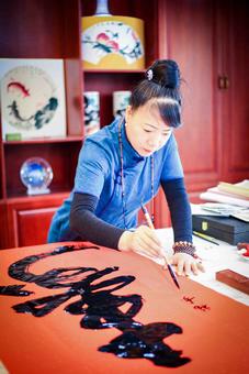 画家书法家張紅果个人艺术简介,張紅果画家简介,張紅果作品价格,張紅果个人简介,張紅果艺术作品,书法家張紅果简介,画家張紅果简介