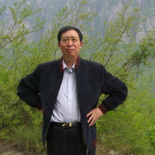画家书法家赵俊体个人艺术简介,赵俊体画家简介,赵俊体作品价格,赵俊体个人简介,赵俊体艺术作品,书法家赵俊体简介,画家赵俊体简介