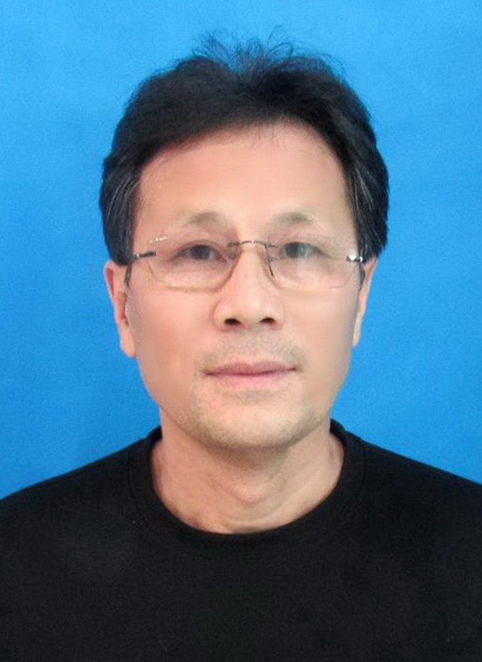 画家书法家杨通海个人艺术简介,杨通海画家简介,杨通海作品价格,杨通海个人简介,杨通海艺术作品,书法家杨通海简介,画家杨通海简介