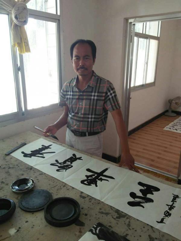 画家书法家安太元个人艺术简介,安太元画家简介,安太元作品价格,安太元个人简介,安太元艺术作品,书法家安太元简介,画家安太元简介