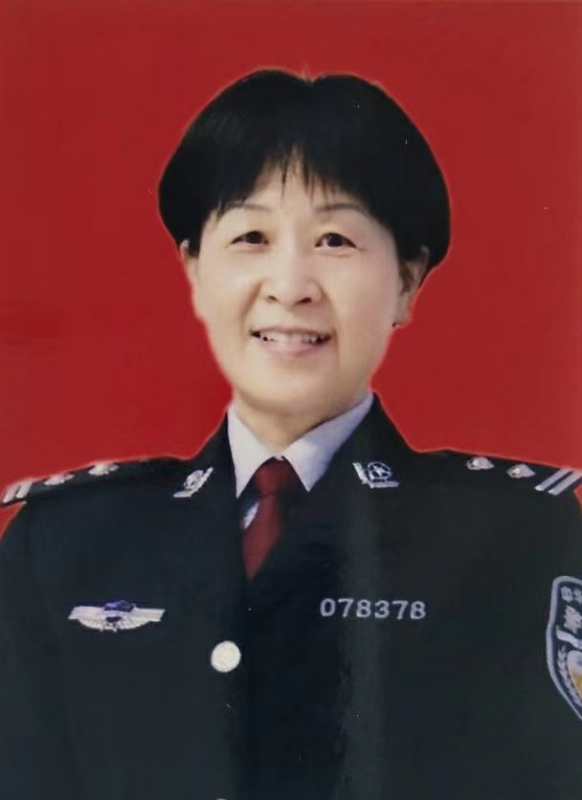 画家书法家张晓英个人艺术简介,张晓英画家简介,张晓英作品价格,张晓英个人简介,张晓英艺术作品,书法家张晓英简介,画家张晓英简介