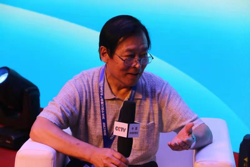 画家书法家王义亨个人艺术简介,王义亨画家简介,王义亨作品价格,王义亨个人简介,王义亨艺术作品,书法家王义亨简介,画家王义亨简介