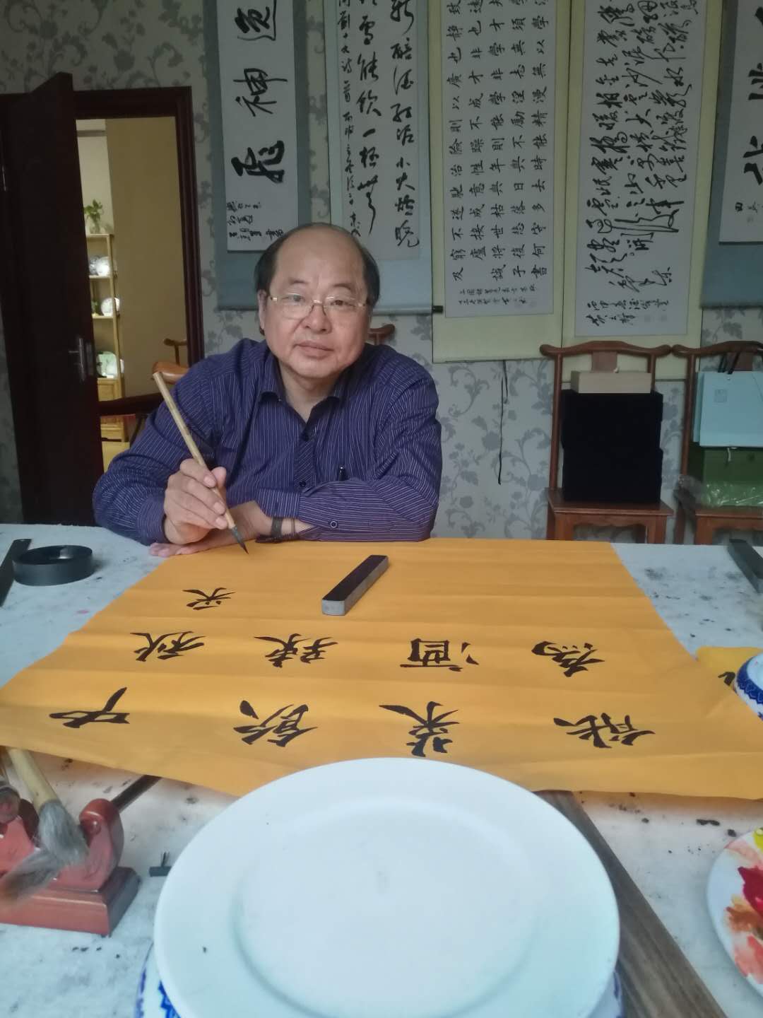 画家书法家黄书声个人艺术简介,黄书声画家简介,黄书声作品价格,黄书声个人简介,黄书声艺术作品,书法家黄书声简介,画家黄书声简介