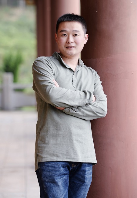 画家书法家周宣辰个人艺术简介,周宣辰画家简介,周宣辰作品价格,周宣辰个人简介,周宣辰艺术作品,书法家周宣辰简介,画家周宣辰简介
