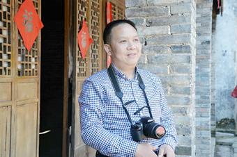 画家书法家王义个人艺术简介,王义画家简介,王义作品价格,王义个人简介,王义艺术作品,书法家王义简介,画家王义简介