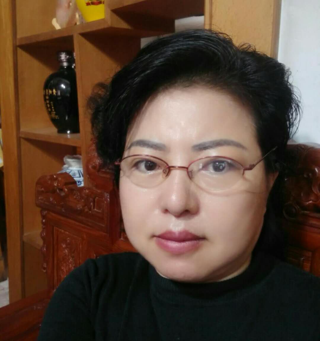 画家书法家胡英子个人艺术简介,胡英子画家简介,胡英子作品价格,胡英子个人简介,胡英子艺术作品,书法家胡英子简介,画家胡英子简介