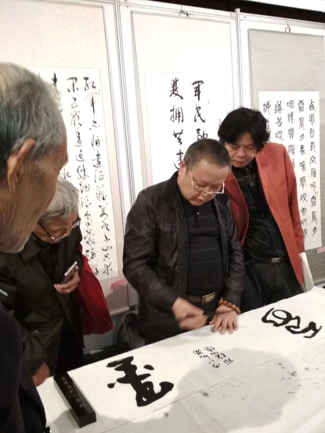 画家书法家王建个人艺术简介,王建画家简介,王建作品价格,王建个人简介,王建艺术作品,书法家王建简介,画家王建简介