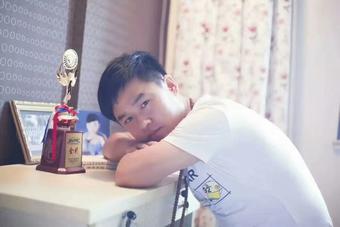 画家书法家曹云明个人艺术简介,曹云明画家简介,曹云明作品价格,曹云明个人简介,曹云明艺术作品,书法家曹云明简介,画家曹云明简介