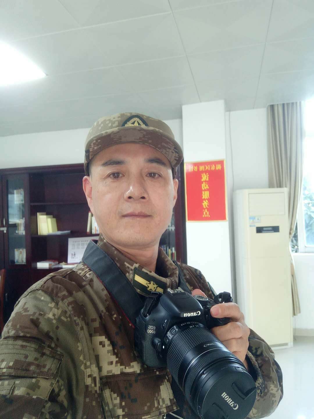 画家书法家林忠个人艺术简介,林忠画家简介,林忠作品价格,林忠个人简介,林忠艺术作品,书法家林忠简介,画家林忠简介