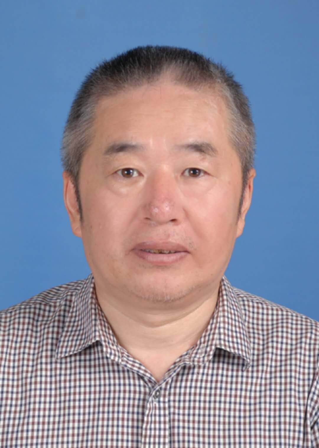 画家书法家何志荣个人艺术简介,何志荣画家简介,何志荣作品价格,何志荣个人简介,何志荣艺术作品,书法家何志荣简介,画家何志荣简介