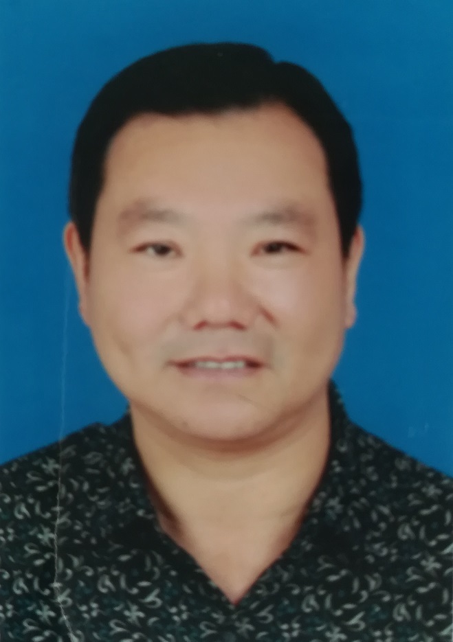 画家书法家苏士舰个人艺术简介,苏士舰画家简介,苏士舰作品价格,苏士舰个人简介,苏士舰艺术作品,书法家苏士舰简介,画家苏士舰简介
