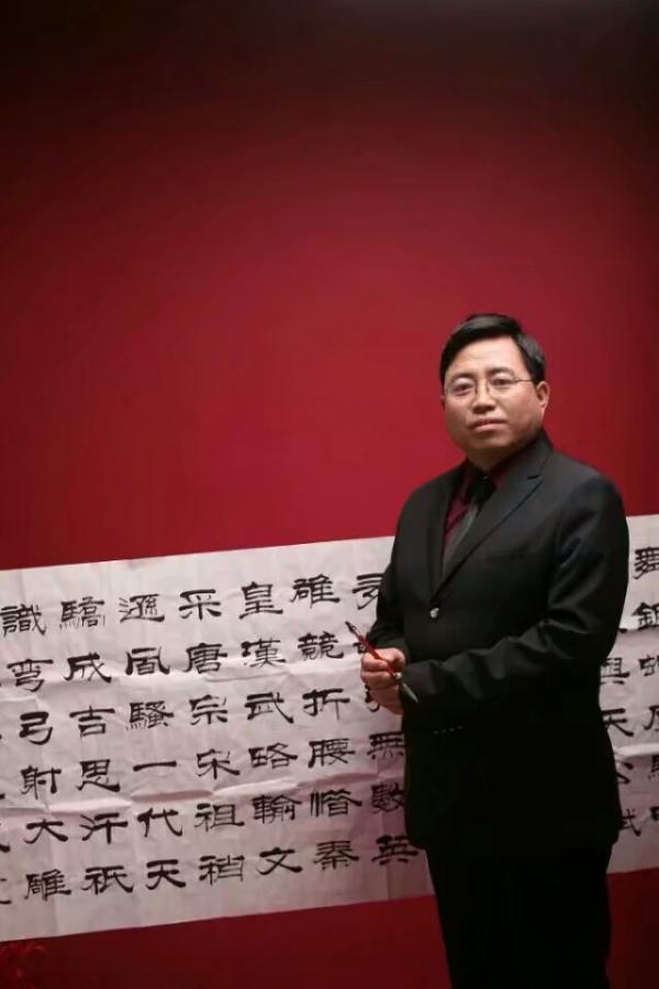 画家书法家侯世芳个人艺术简介,侯世芳画家简介,侯世芳作品价格,侯世芳个人简介,侯世芳艺术作品,书法家侯世芳简介,画家侯世芳简介