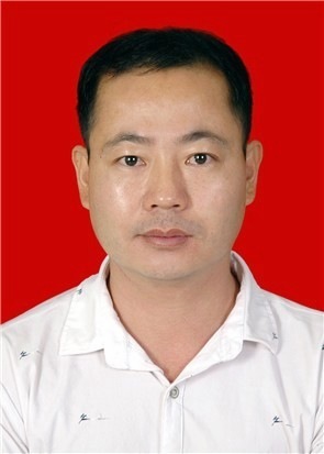 画家书法家郑辉贤个人艺术简介,郑辉贤画家简介,郑辉贤作品价格,郑辉贤个人简介,郑辉贤艺术作品,书法家郑辉贤简介,画家郑辉贤简介