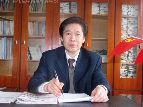 画家书法家粟永良个人艺术简介,粟永良画家简介,粟永良作品价格,粟永良个人简介,粟永良艺术作品,书法家粟永良简介,画家粟永良简介
