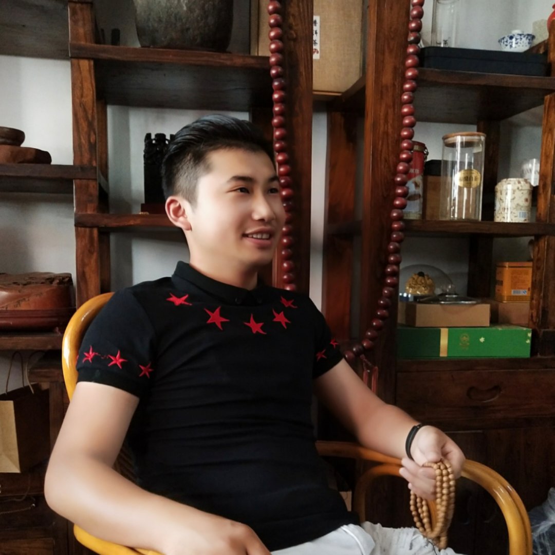 画家书法家刘儒彪个人艺术简介,刘儒彪画家简介,刘儒彪作品价格,刘儒彪个人简介,刘儒彪艺术作品,书法家刘儒彪简介,画家刘儒彪简介