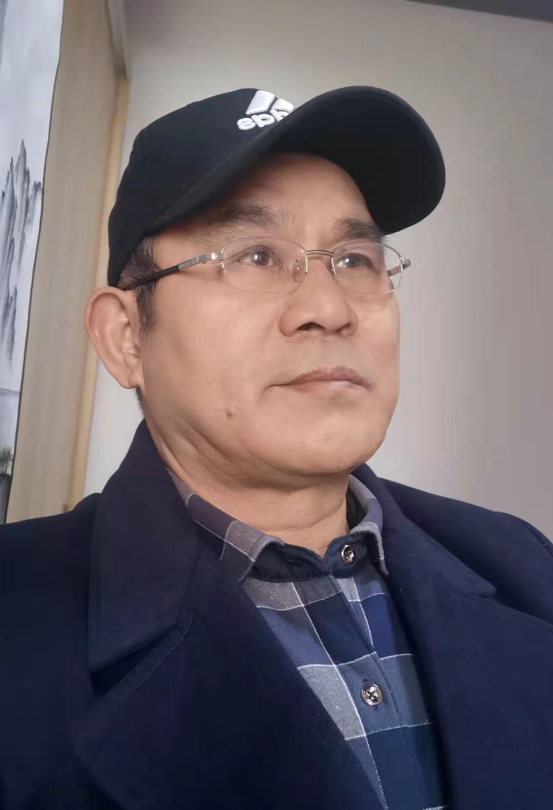 画家书法家朱有成个人艺术简介,朱有成画家简介,朱有成作品价格,朱有成个人简介,朱有成艺术作品,书法家朱有成简介,画家朱有成简介