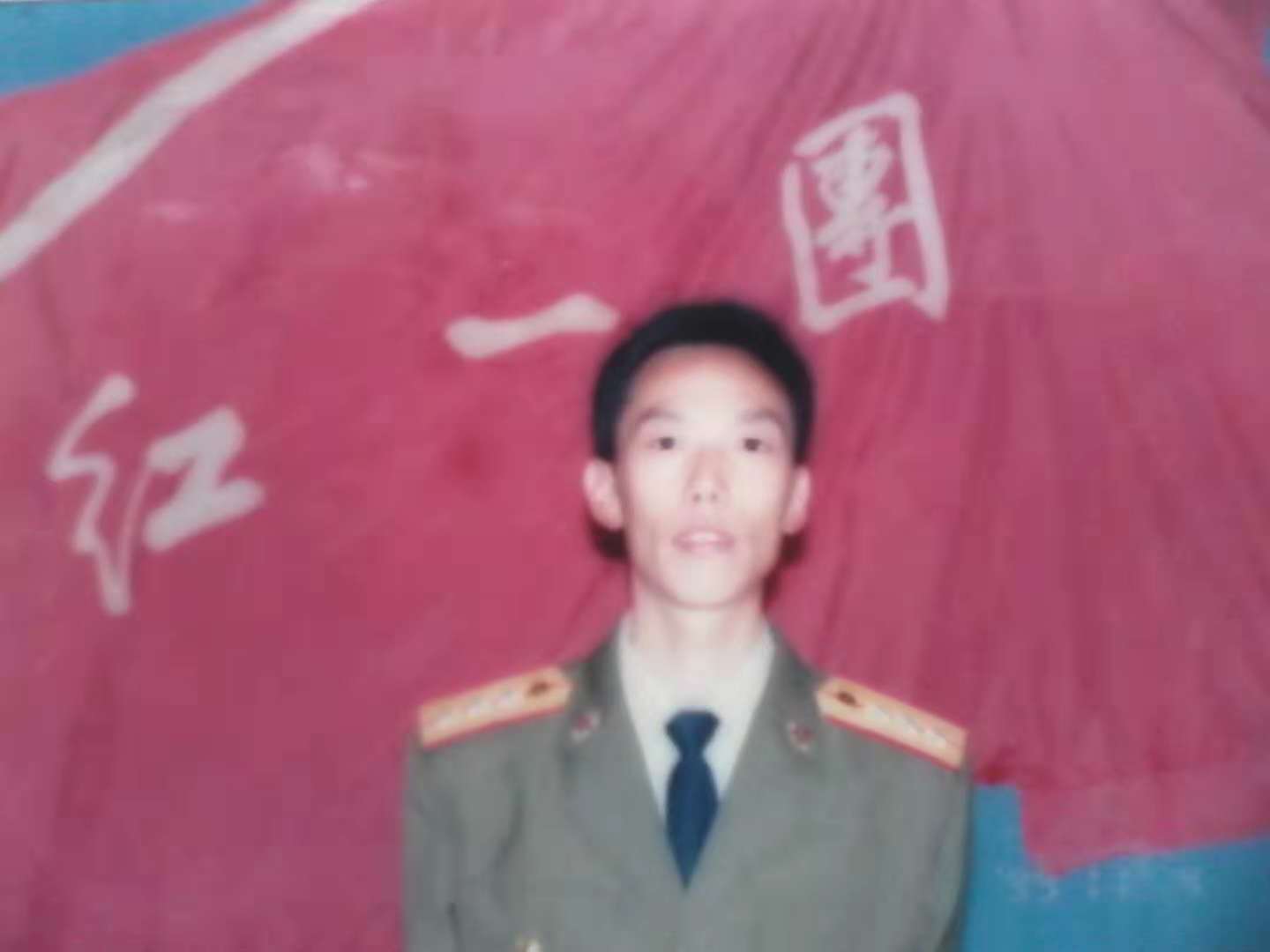 画家书法家袁中亮个人艺术简介,袁中亮画家简介,袁中亮作品价格,袁中亮个人简介,袁中亮艺术作品,书法家袁中亮简介,画家袁中亮简介