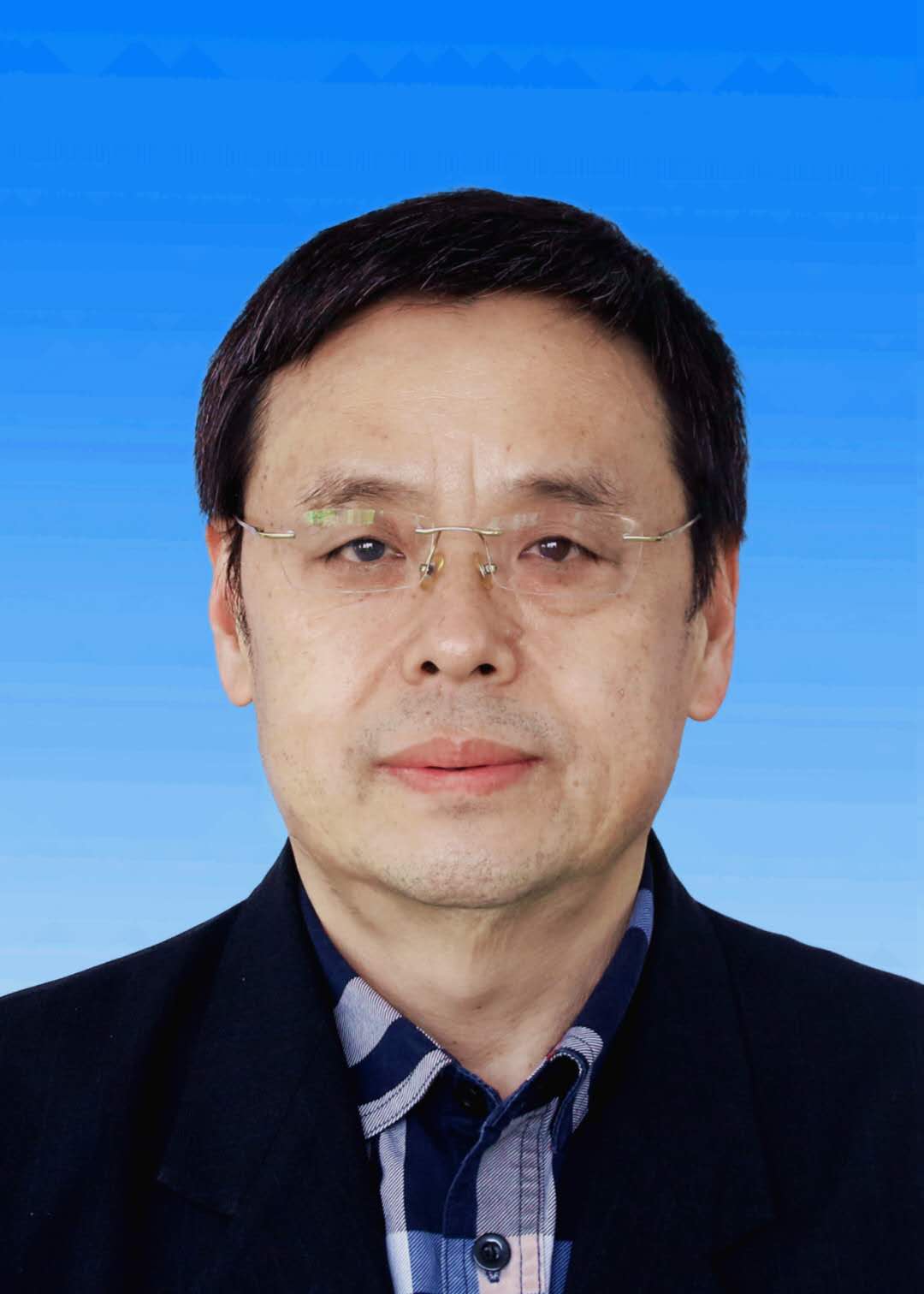 画家书法家石志伟个人艺术简介,石志伟画家简介,石志伟作品价格,石志伟个人简介,石志伟艺术作品,书法家石志伟简介,画家石志伟简介
